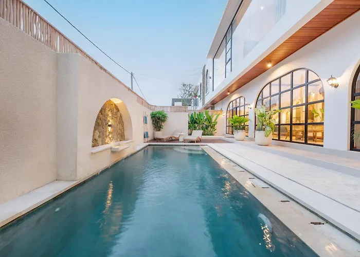 Kavana Elan 2br Private Pool - 5 Mins To Berawa ヴィラ チャングー