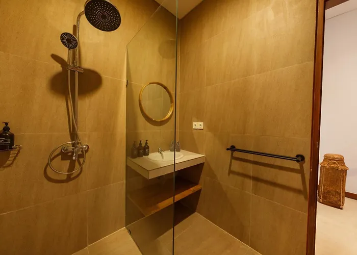 Kavana Elan 2br Private Pool - 5 Mins To Berawa チャングー